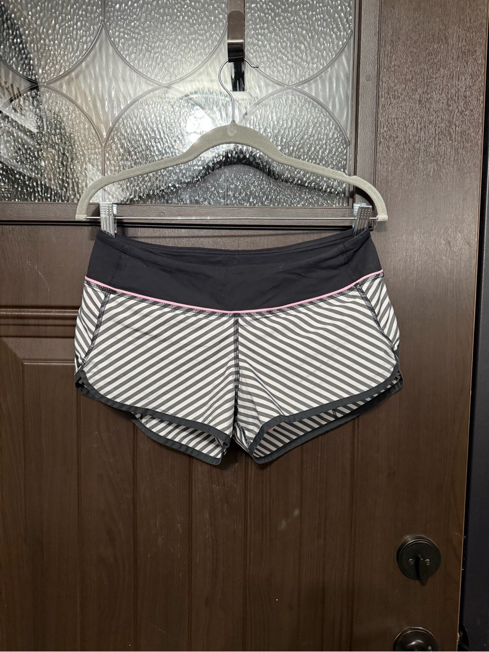 lululemon athletica Speed Ups size 6